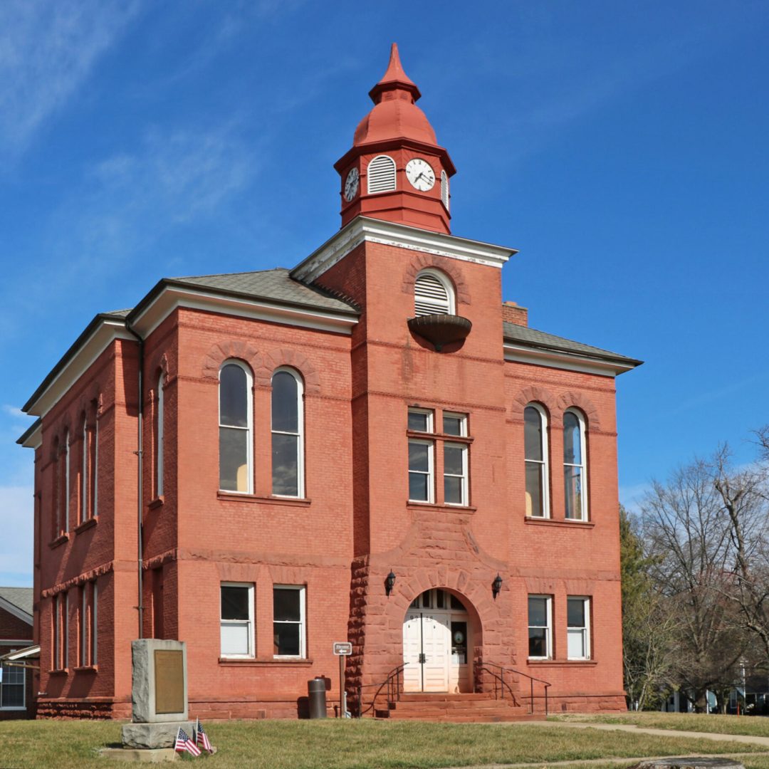 076-5080_Prince_William_CH_2023_exterior_front_elevation_VLR_Online-scaled